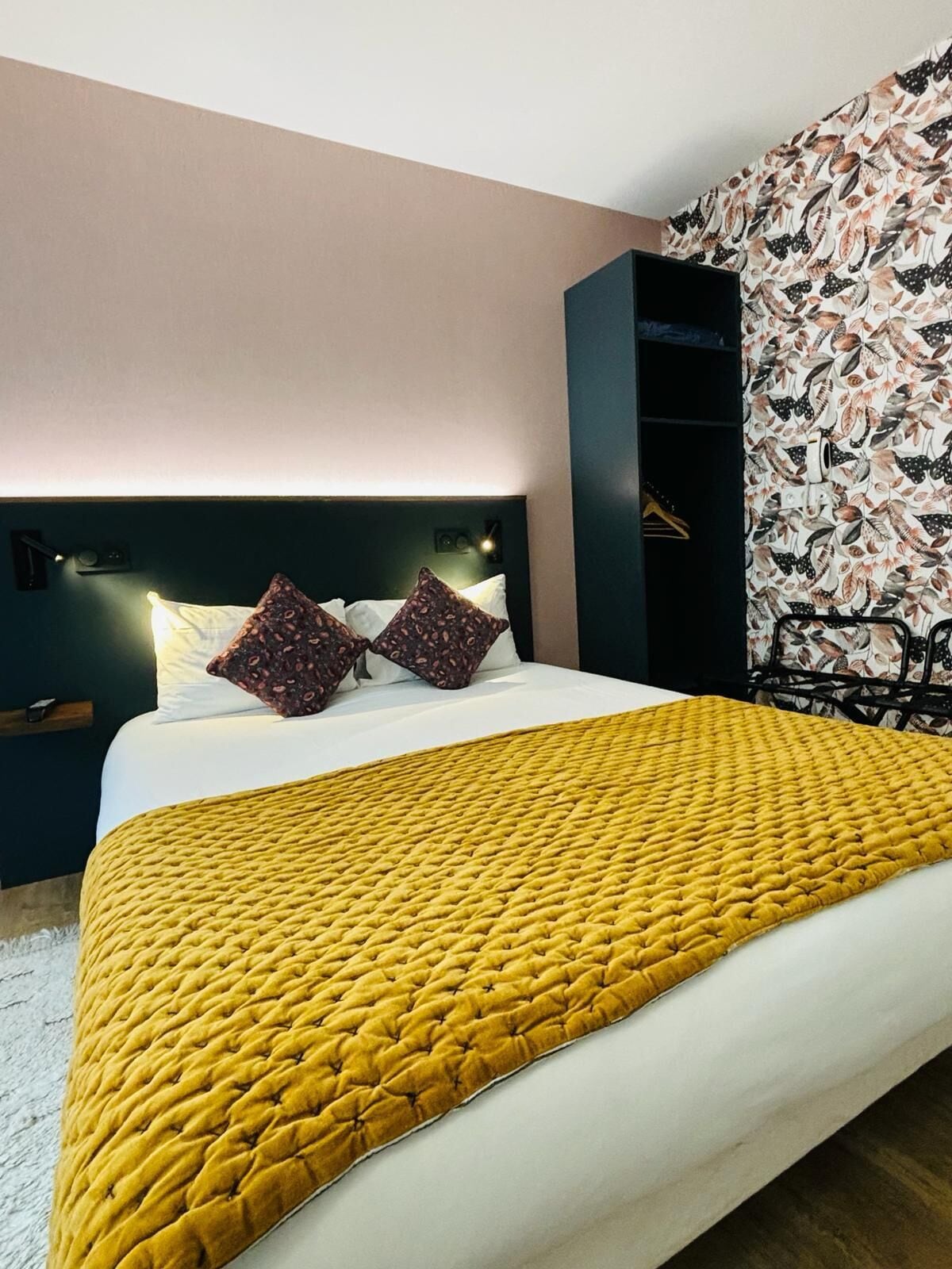 standard double room | 1 bedroom, desk, cots/infant beds, free wifi