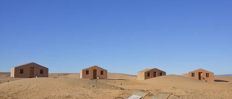 Tent, Multiple Beds | In-room safe, bed sheets