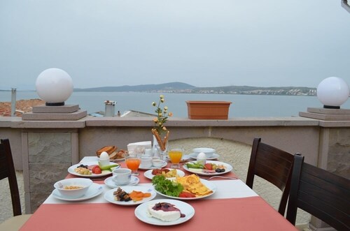 Ayvalik Palas Hotel