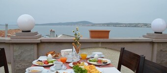 Ayvalik Palas Hotel