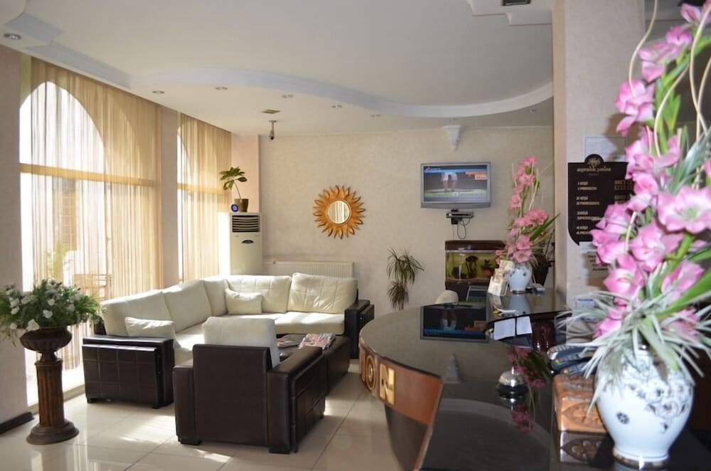 Hotel Ayvalik Palas by null