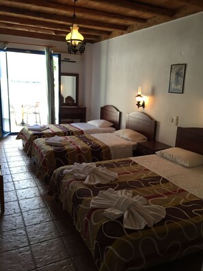 Quadruple Room, 1 Bedroom, Sea View