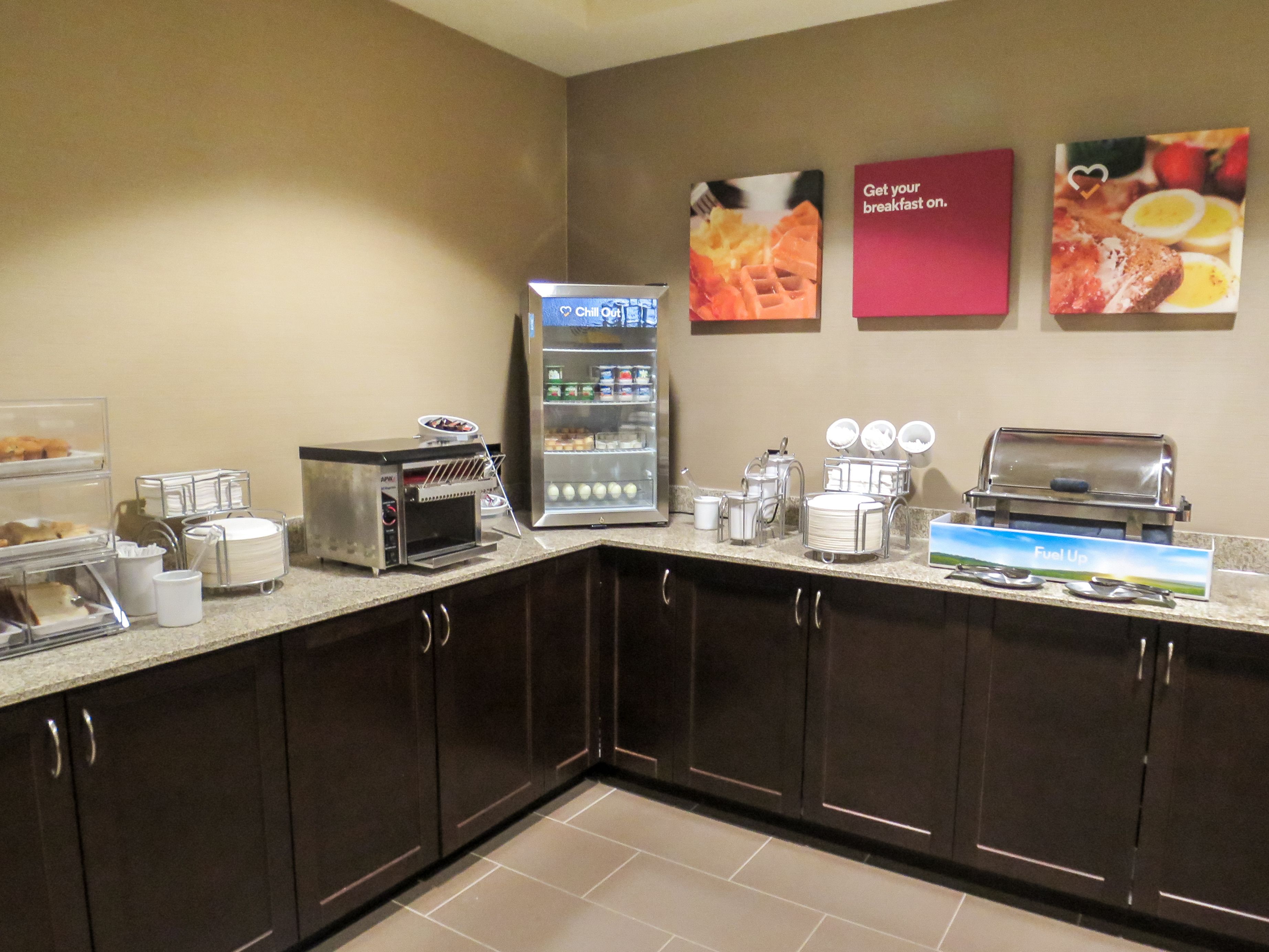 free daily continental breakfast