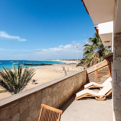 Apartamento, 4 quartos, vista para o mar | Sacada