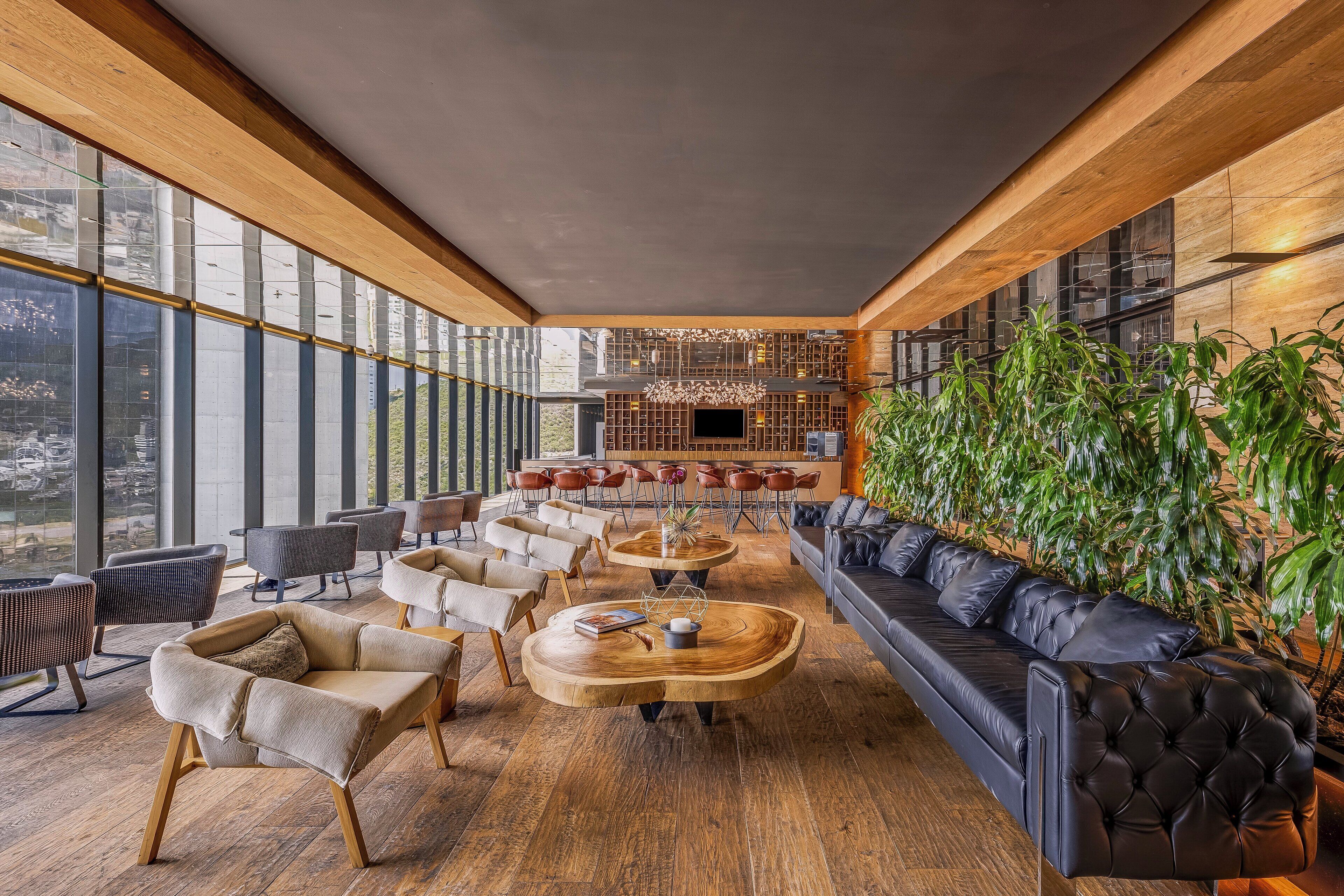 2 restaurants, breakfast, lunch, dinner served; mediterranean cuisine