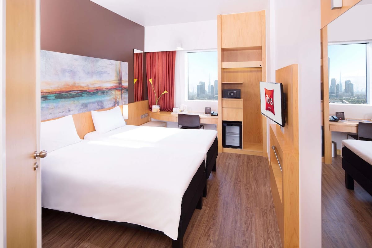 Minibar, in-room safe, desk, laptop workspace