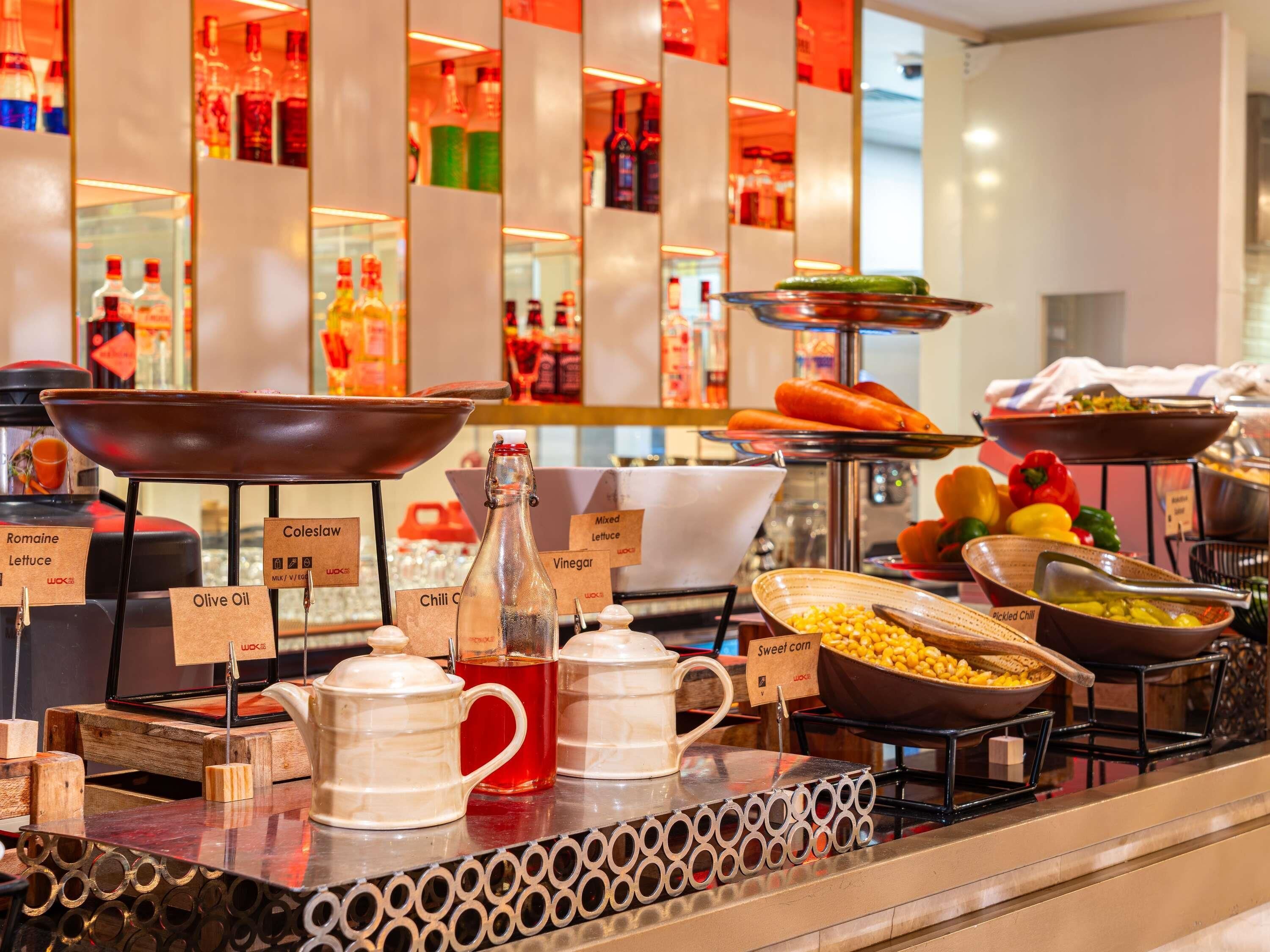 Tägliches Frühstücksbuffet (55 AED pro Person)