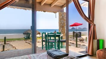 Comfort Suite, Oceanfront (Escondido) | Terrace/patio