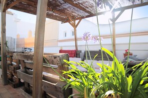 Porch - Cádiz INN Hostel (Cádiz)