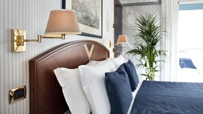 Deluxe Suite, Terrace, Sea View | In-room safe, soundproofing, free WiFi, bed sheets - Hotel Atilius (Riccione)