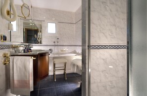 Bathroom - Hotel Atilius (Riccione)