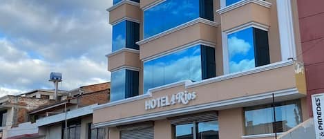 Fachada da propriedade