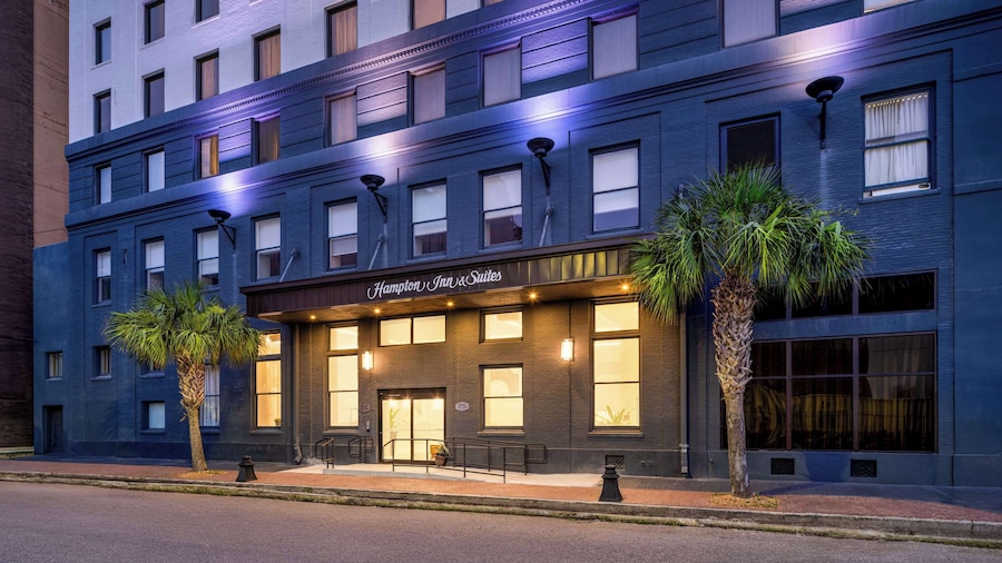 Hampton Inn & Suites New Orleans Canal St. French Quarter