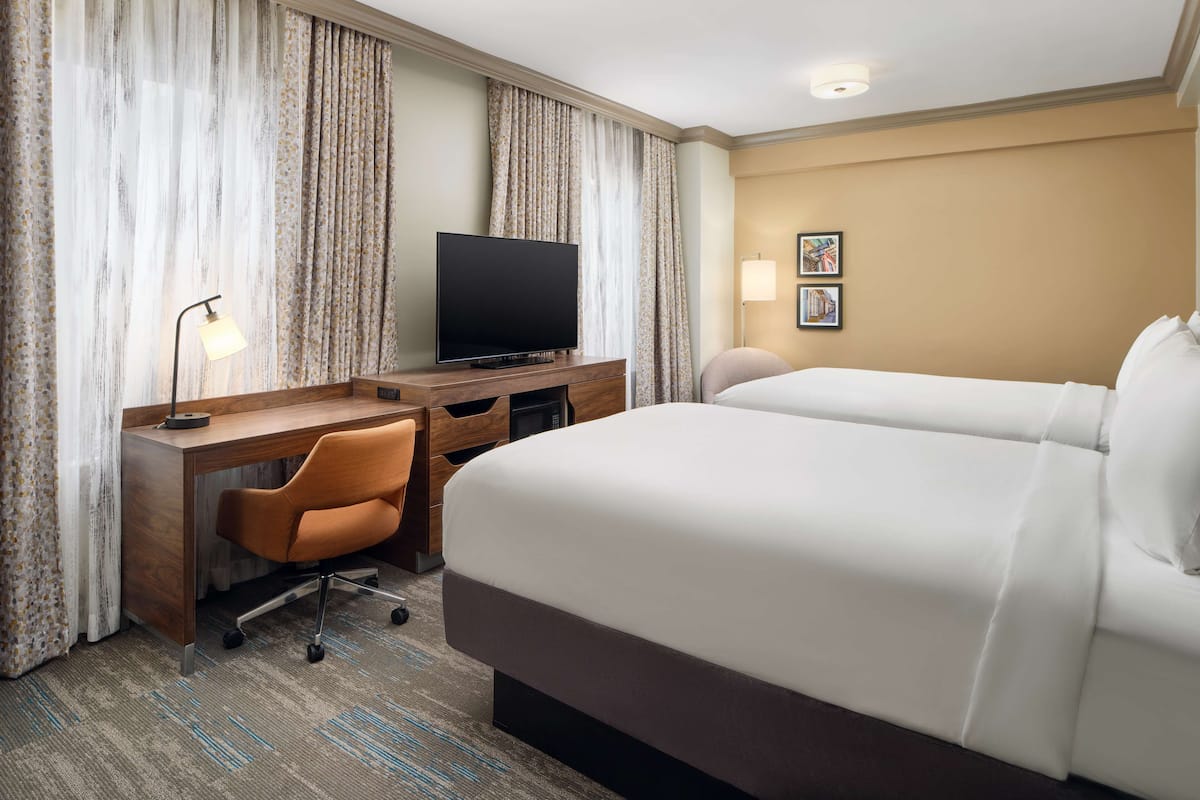 1 bedroom, premium bedding, in-room safe, desk