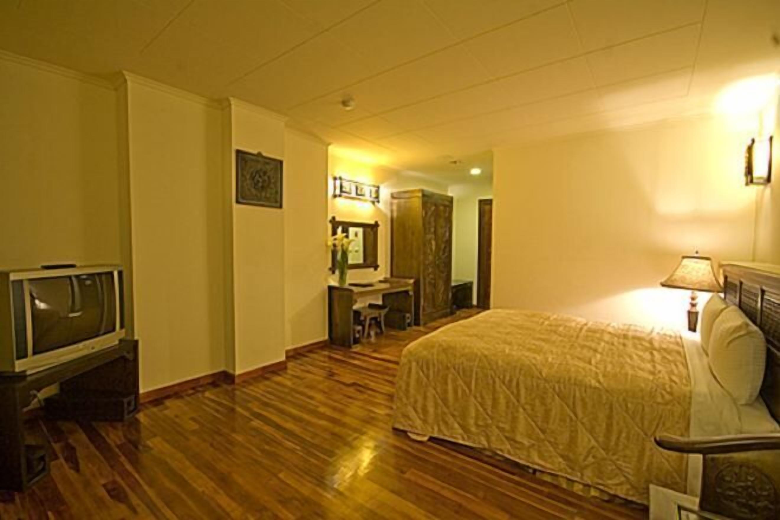 Escritorio, camas extra y wifi gratis 