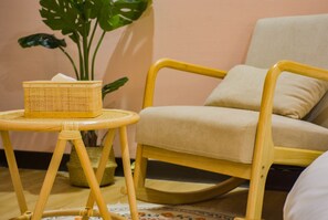 Standard Quadruple Room (1st floor) | Desk, blackout drapes, soundproofing, free WiFi - Ashare Hotel (Jiaoxi)