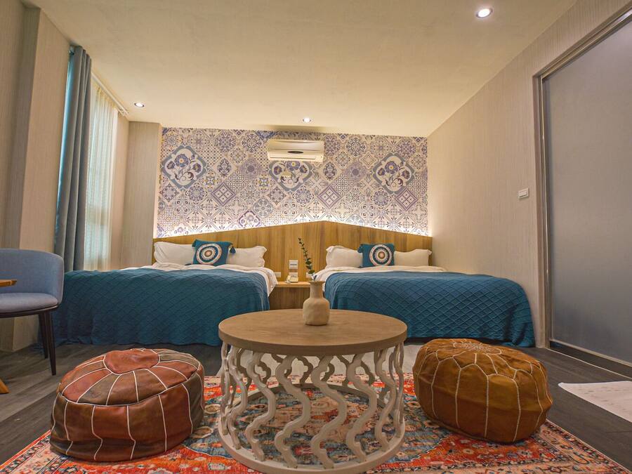 Bureau, rideaux occultants, chambres insonorisées, Wi-Fi gratuit