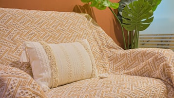 基本双人房,1楼客房 | 1 多间卧室、办公桌、遮光窗帘、隔音