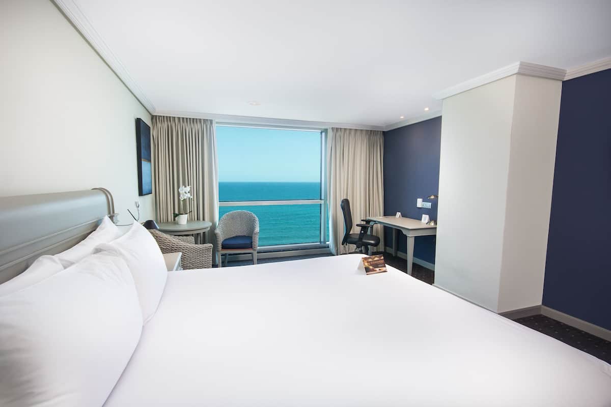 Premium bedding, down comforters, pillowtop beds, minibar