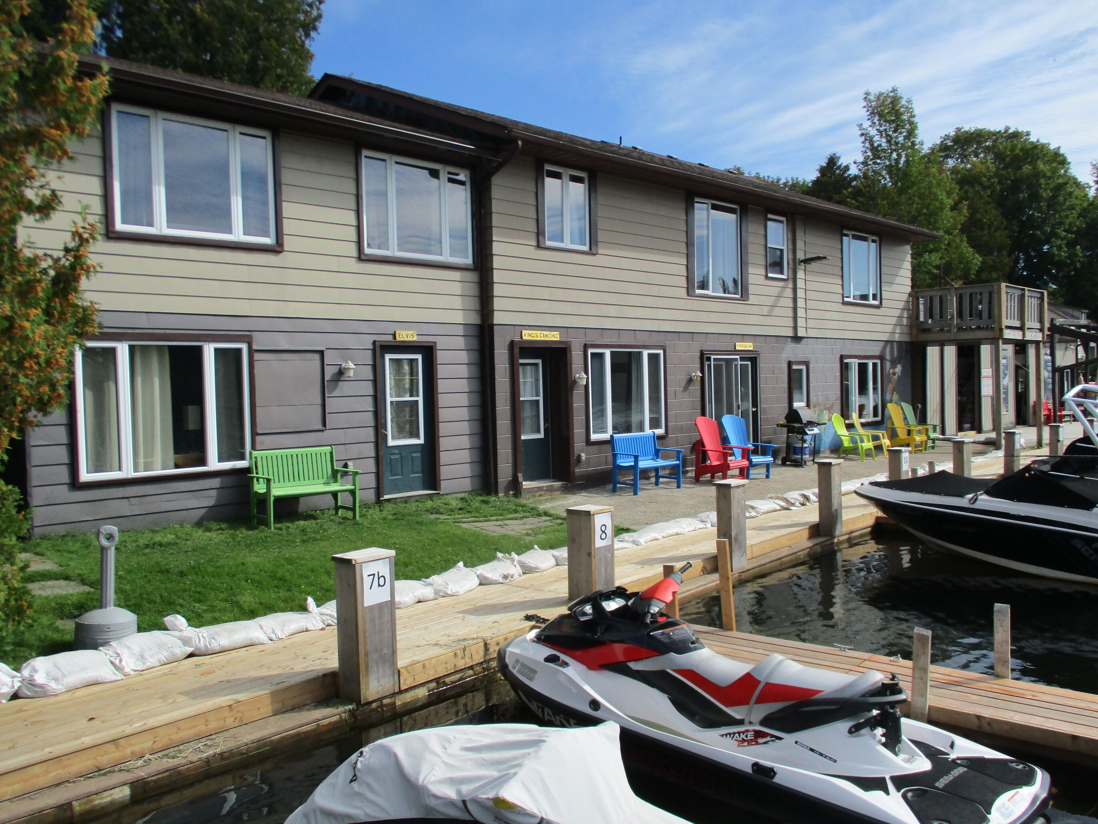 Dock