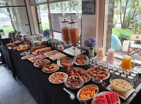 Petit déjeuner buffet compris tous les jours