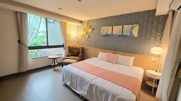 Classic Double Room, 1 King Bed | Premium bedding, down duvets, pillow-top beds, individually decorated