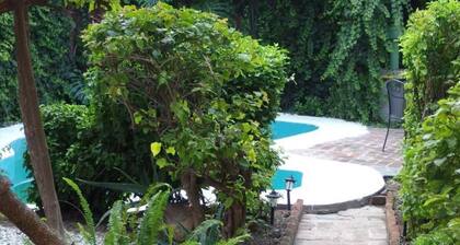 Casa de las Conservas Bed and Breakfast