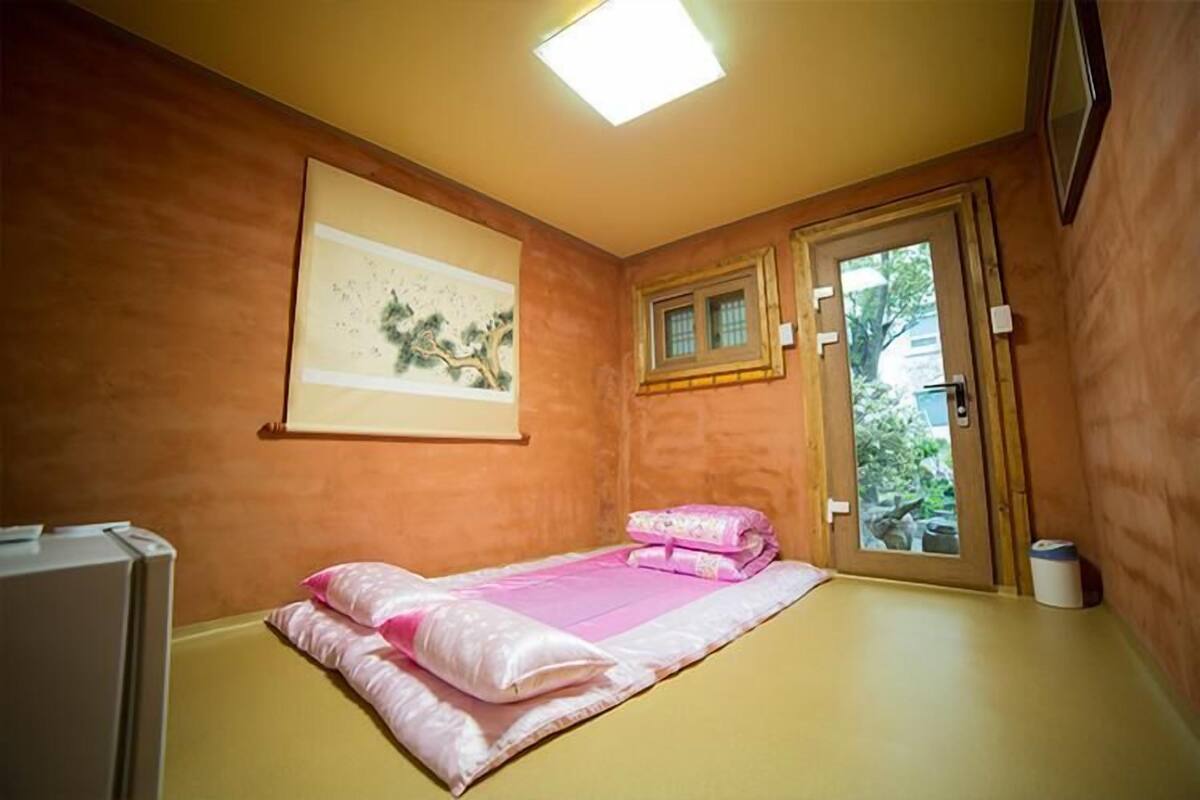 Children’s theme room