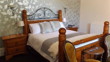 Traditional Double Room, 1 Queen Bed (Midsummer Nights Dream)