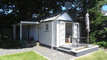 Cottage, 1 Queen Bed with Sofa bed, Garden View (The Garden Cottage) | Exterior