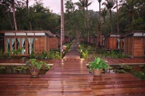 Type B / Must book a ferry ticket with Boonsiri Ferry Catamaran only. Boarding at Laem Sok Pier | Terrace/patio - Jungle Koh Kood Resort (Ko Kood)