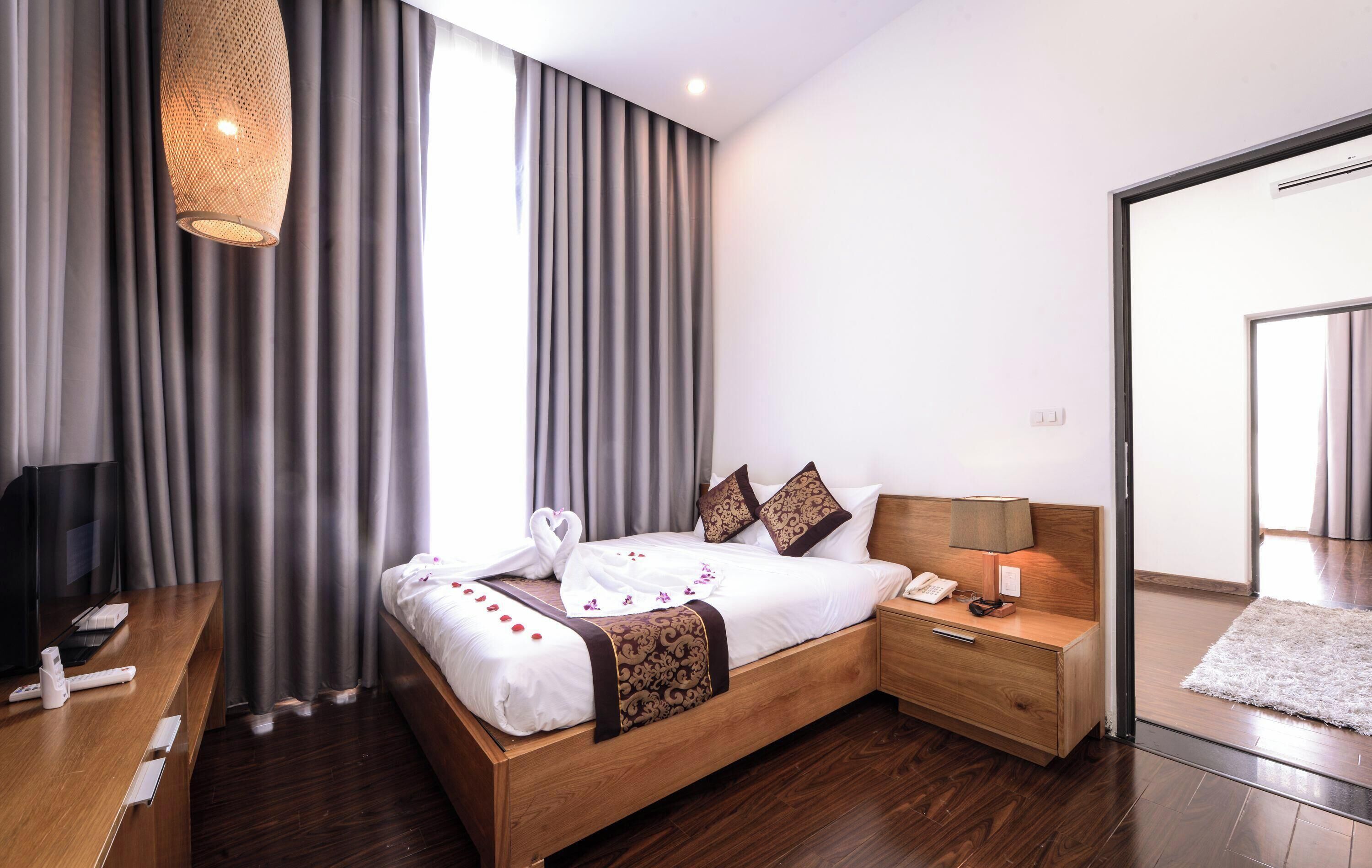 1 bedroom, minibar, in-room safe, desk