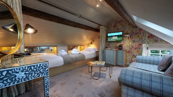 Suite, 1 Bedroom | Minibar, desk, iron/ironing board, free WiFi