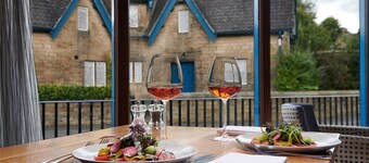 เดอะ บีลีย์ อินน์