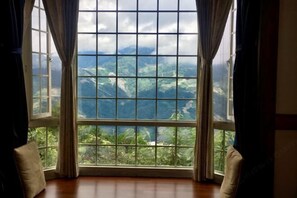 각각 다른 스타일의 인테리어, 암막 커튼, 무료 WiFi