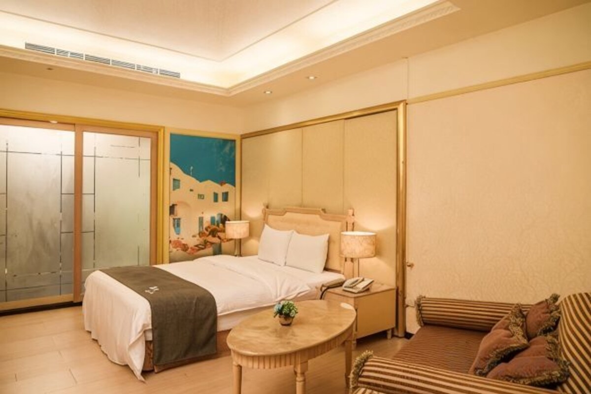 Viscount Room