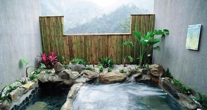 Li Chih Thanl Thuei Hot Spring & Resort