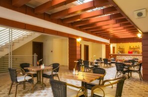 Bar (on property) - Iko Melisa Garden - All Inclusive (Kemer)