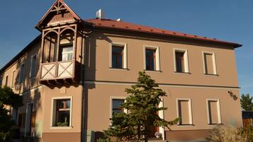 Overnatningsstedets facade