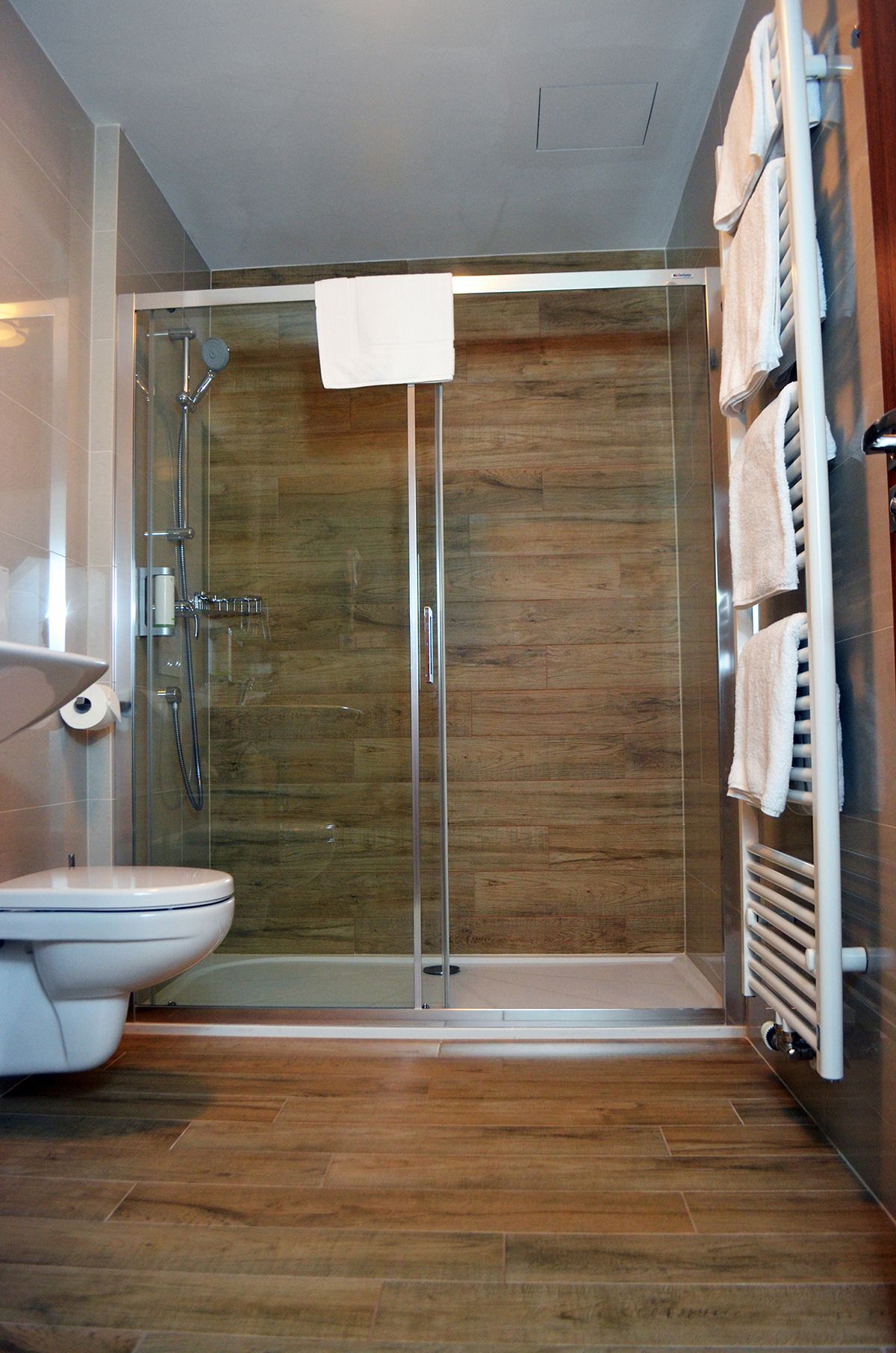 minibar, in-room safe, desk, cots/infant beds