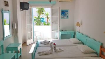 Cofres nos quartos, roupa de cama