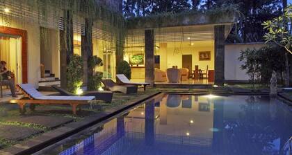 Long Lane Homestay Bali