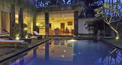 Long Lane Homestay Bali