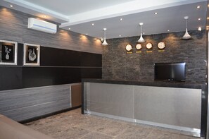 Reception - Hotel Pacific (Nacala)