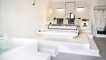 Junior-Suite | 1 Schlafzimmer, Zimmersafe, Schreibtisch, Verdunkelungsvorhänge