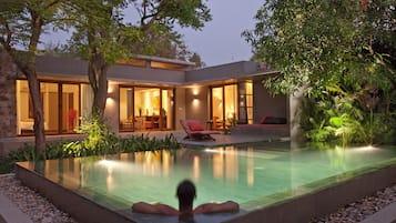 Villa, 2 Schlafzimmer, eigener Pool | Ausblick vom Zimmer