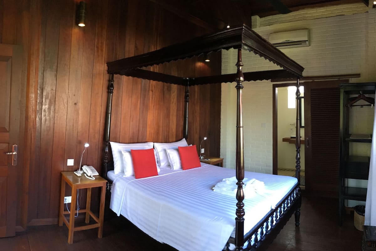 Superior Double or Twin Room, 1 Double or 2 Twin Beds | Minibar, in-room safe, desk, free cribs/infant beds