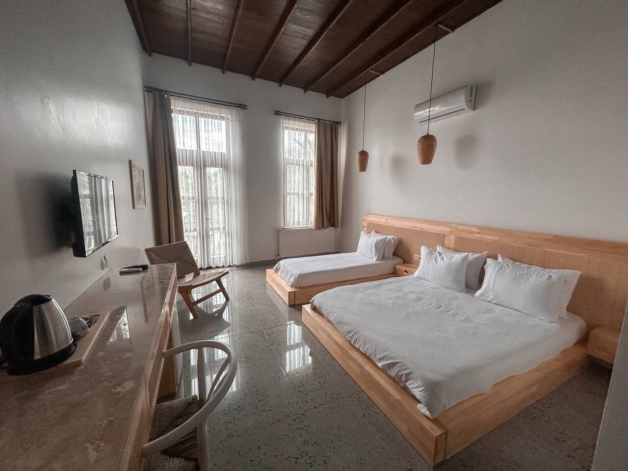 minibar, desk, soundproofing, free cots/infant beds