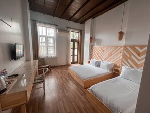 Minibar, desk, soundproofing, free cots/infant beds