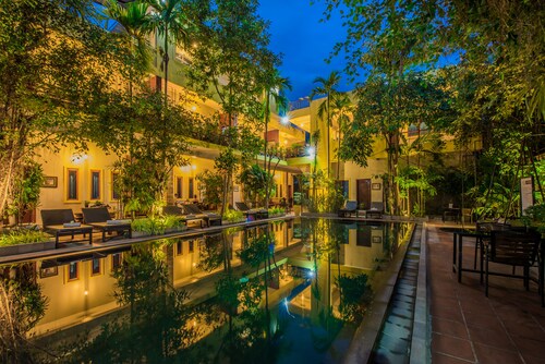 Indra Porak Residence Hotel